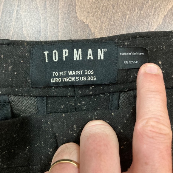 Suit Sale (36R, 29-31 pants) - Picture 8 of 8